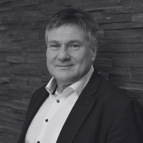 MEMS trainer Michael Kraft